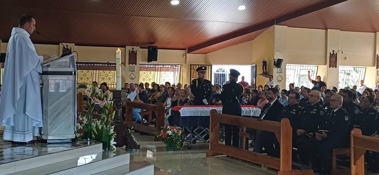 Funeral de oficial de Fuerza Pública Edwin Núñez. Foto MSP.