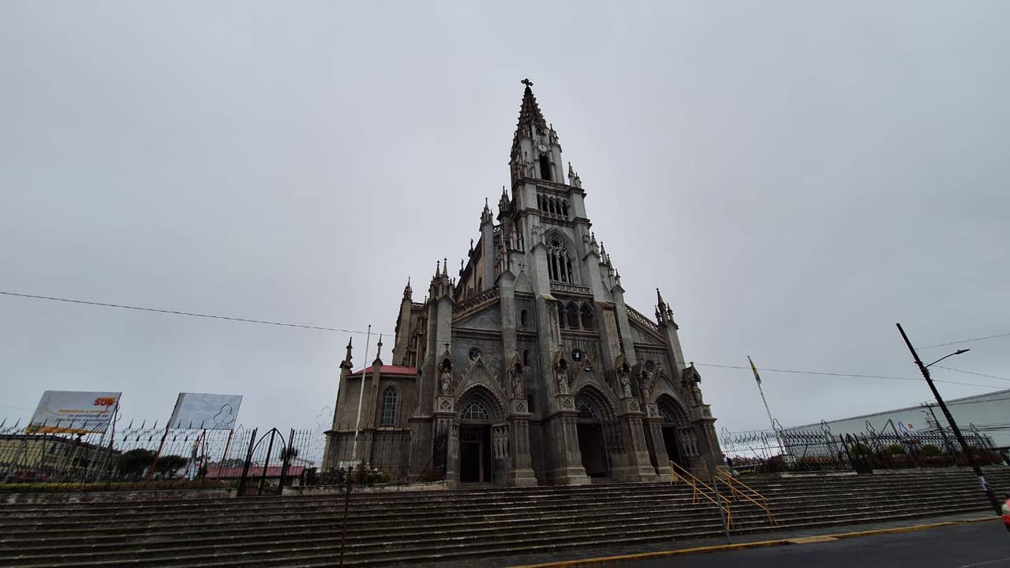 El templo católico San Isidro Labrador de Coronado fue remozado y los resultados saltan a la vista.