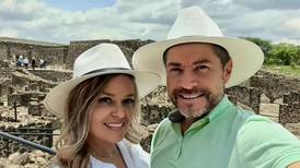 Periodista Gustavo López a guapa mujer: “besos, mi preciosa”