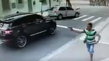 (Video) Así asaltaron a un futbolista brasileño en Río de Janeiro