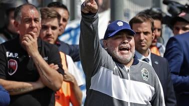 Dos meses duró la ilusión con Maradona en  Gimnasia La Plata