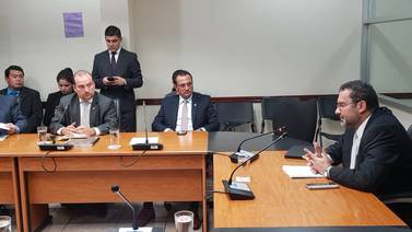 Surge otra pifia de los diputados con la reelección del magistrado Rueda