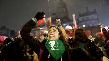El aborto legal entra a regir en Argentina