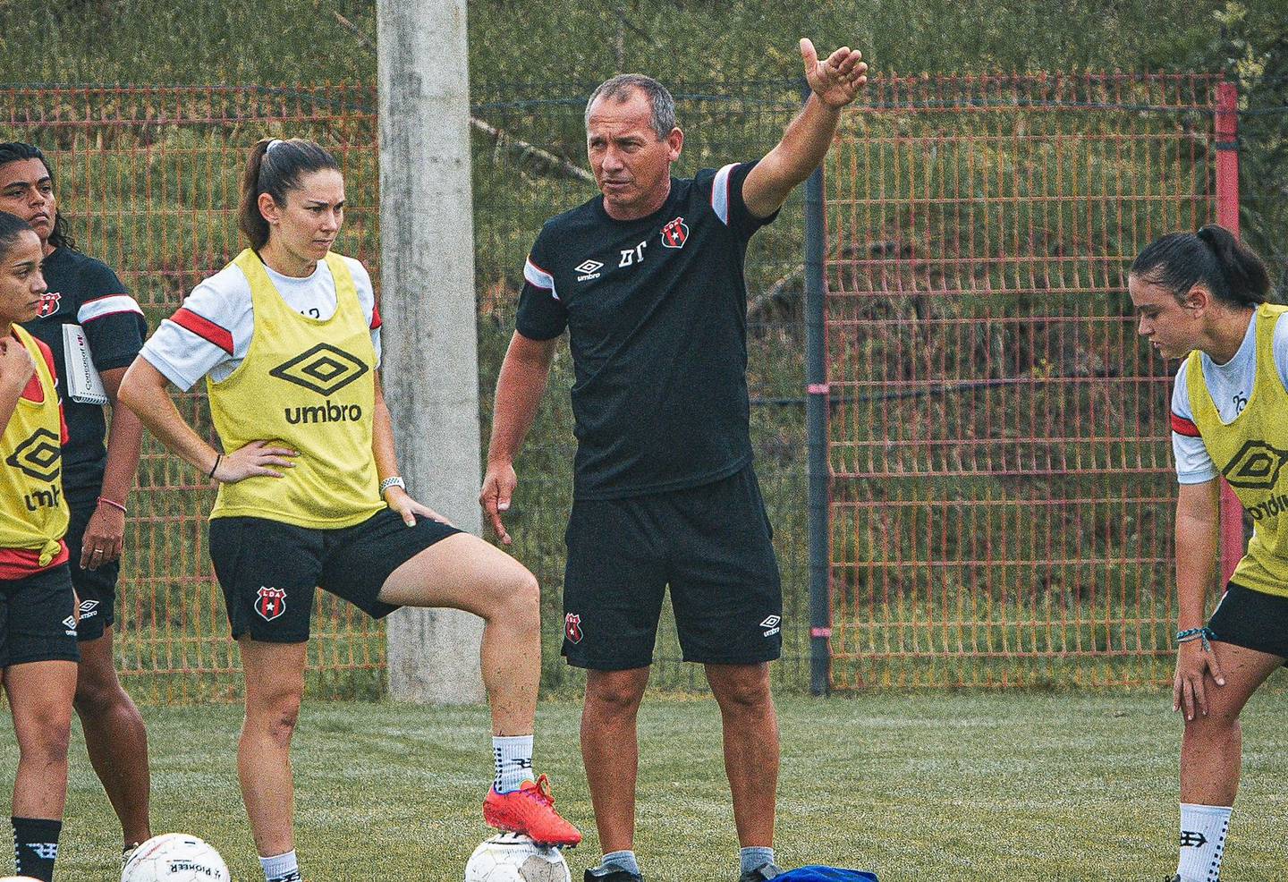 Wílmer López considera que todas las jugadoras de Liga Deportiva Alajuelense están con ritmo para el cierre del Torneo de Clausura del fútbol femenino.