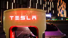 Trabajadoras demandan a Tesla debido a una supuesta “cultura de acoso sexual” en la empresa