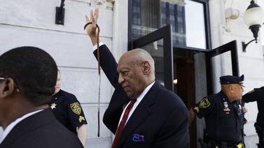 Bill Cosby es liberado luego de anularse su condena por abusos sexuales