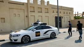 “Robotaxis” toman las calles del emirato árabe de Abu Dabi