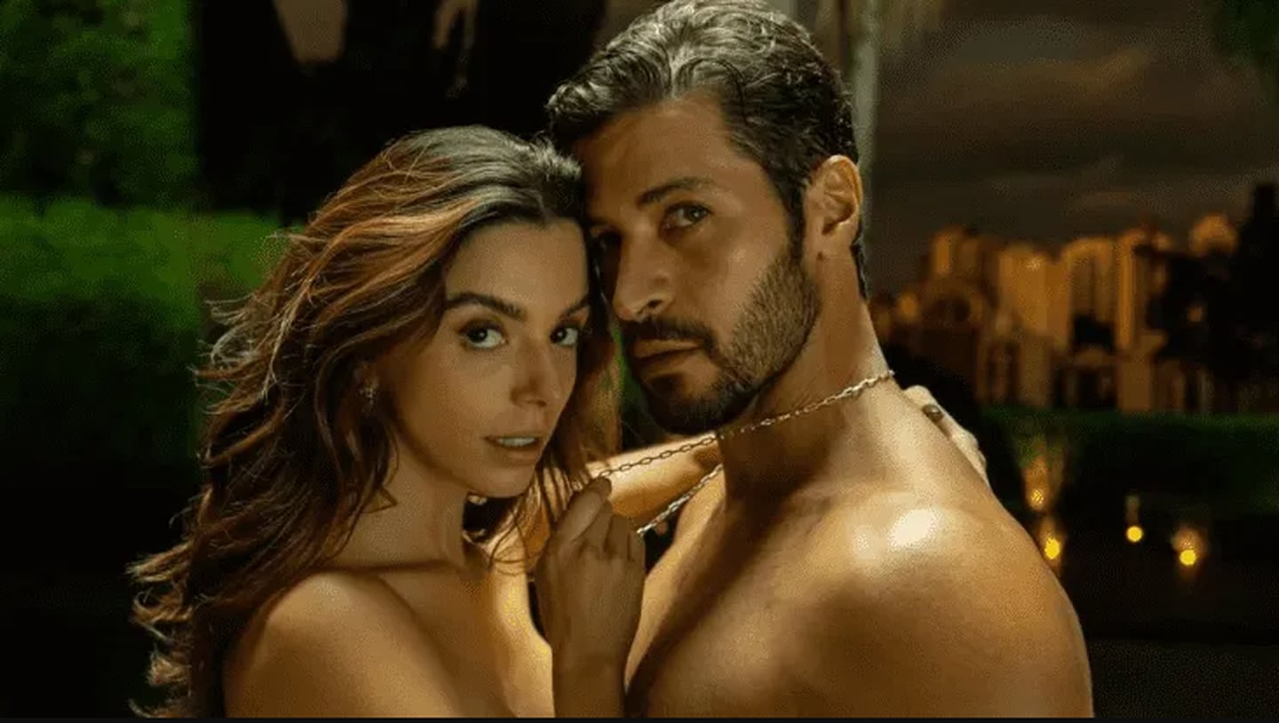 Giovanna Lancellotti y Leandro Lima son los protagonistas de la película brasileña 'El lado dulce de la traición'.