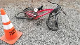 Choque entre bicicleta y moto dejó una mujer grave en Curridabat