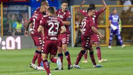 Aquiles Mata: “Mariano Torres es como una vaca sagrada del fútbol de Costa Rica”