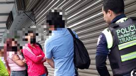 ¿Qué pasará con extranjeros aprehendidos que trabajaban en Tiendas SYR? Esto dice Migración 