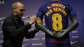 (Video) Andrés Iniesta renueva contrato "de por vida" con el Barcelona