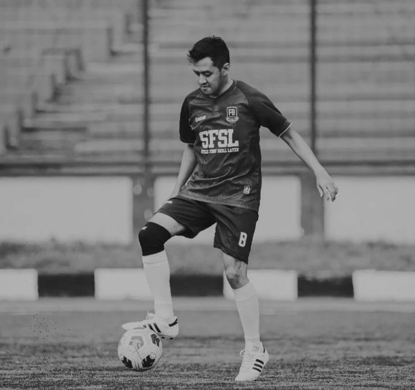 Septian Raharja, un jugador de Indonesia, falleció tras ser impactado por un rayo durante partido de fútbol