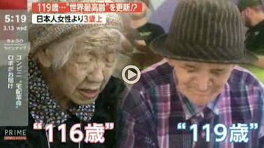 (Video) Chepito es noticia en Japón y se da taco a taco con ganadora del récord de más edad en el mundo 