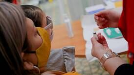 ¿Cómo debe preparar a sus niños para llevarlos a vacunar?