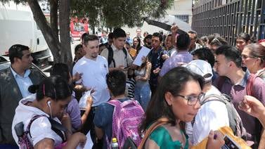 Muchos nicaragüenses en abarrotada feria de empleo de Muni de San José