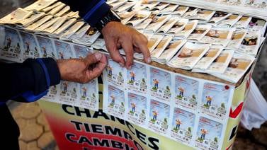 Pensión adelantada para 119 vendedores de lotería