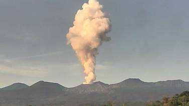 ¡Sigue chúcaro! Volcán Rincón de la Vieja vuelve a presentar una gran erupción 