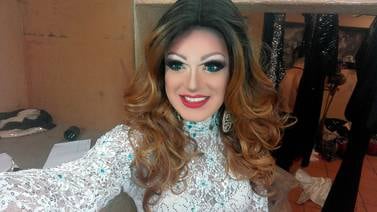 Transformista brillará en el carnaval de Palmares
