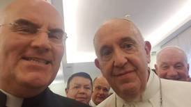 Papa Francisco saborea de lo lindo el café costarricense