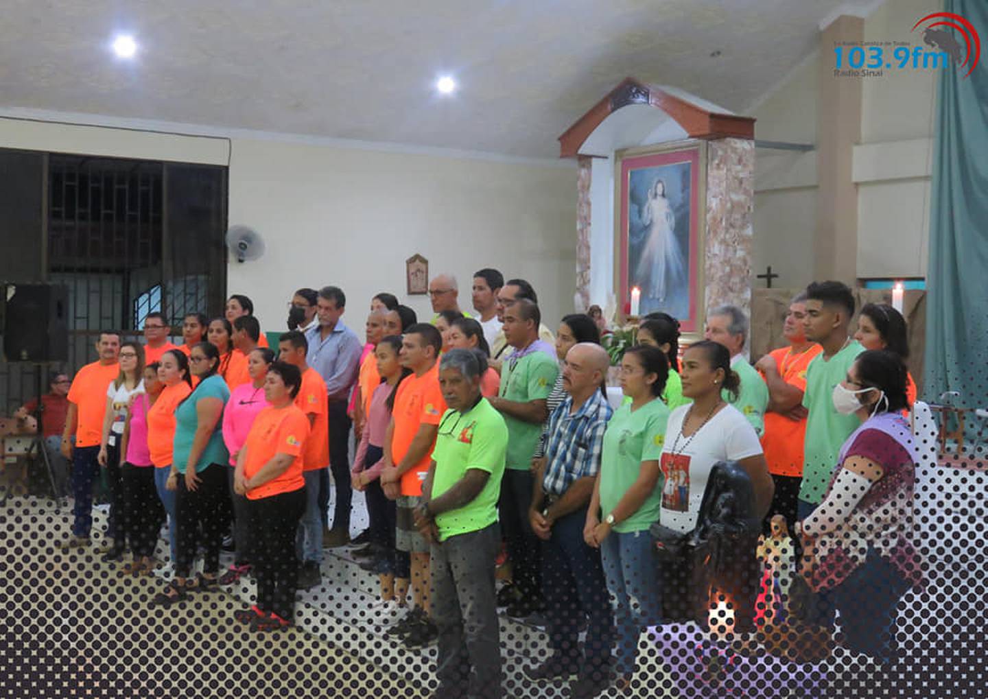 Unos 50 romeros salieron el pasado viernes 22 de julio desde Río Claro, en el cantón de Corredores (Zona Sur, cerquita de la frontera con Panamá), para cumplirle la visita a la virgen de Los Ángeles en Cartago