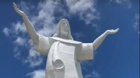 Bendicen e inauguran enorme imagen del Cristo Redentor nicoyano