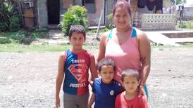 Familia tica está aislada en Cuba y pasa muchas necesidades