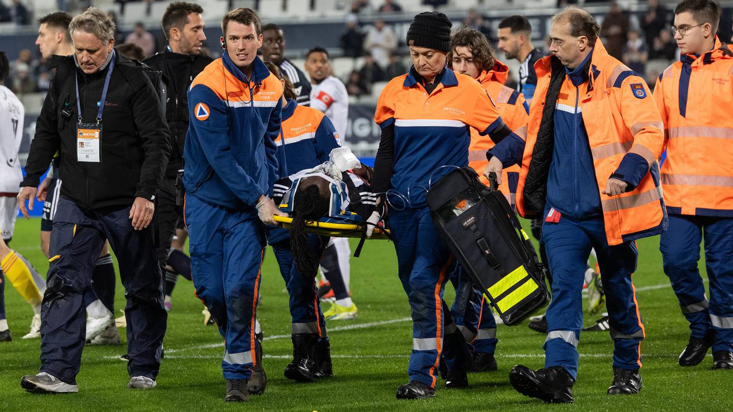 Alberth Elis sufrió un grave golpe en el fútbol de Francia. Foto: Twitter