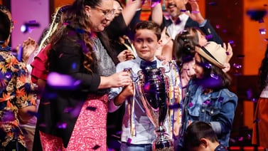Ganador de Spelling Bee recibió una sorpresota al llegar a su escuela en Palmares  