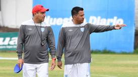 Guatemalteco Amarini Villatoro sería el nuevo técnico de Pérez Zeledón