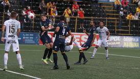 Espectacular gol de chilena de Aarón Salazar fue el mejor de los cinco del Herediano (Video)