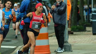 Gabriela Traña y Jenny Méndez correrán la maratón de los Panamericanos de Lima