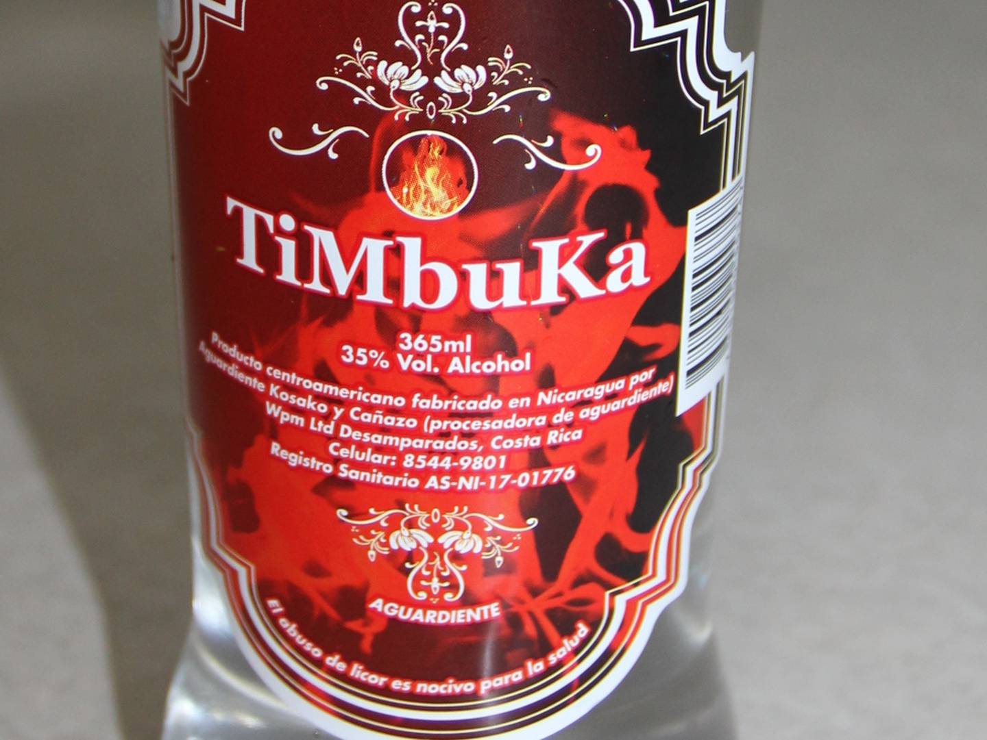 Timbuka, guaro alterado con metanol