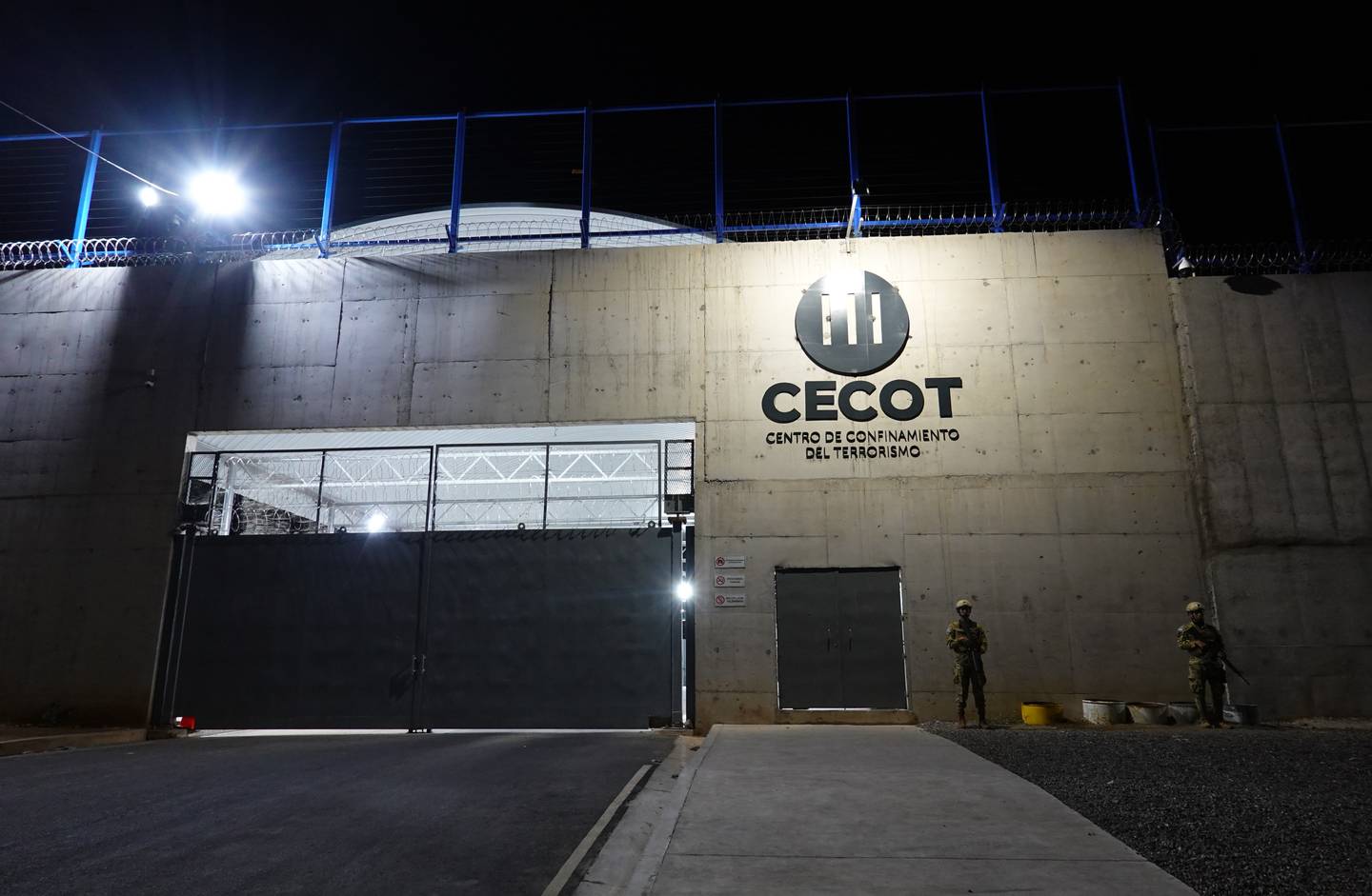 Centro de Confinamiento del Terrorismo, El Salvador