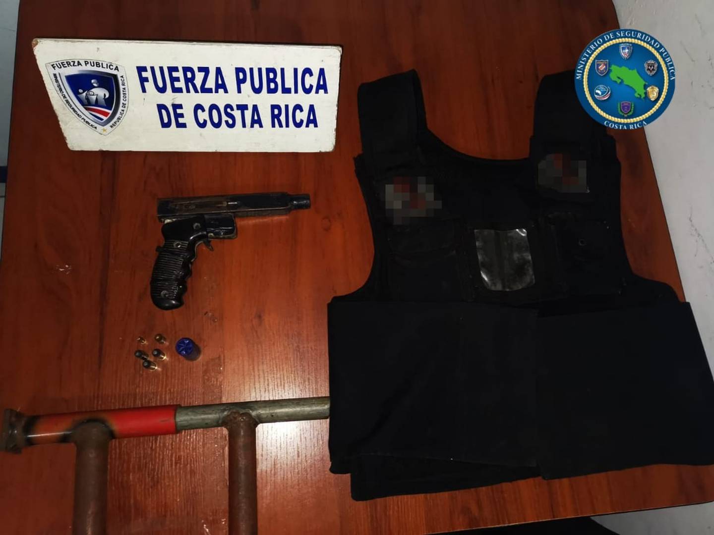 Detienen en La Carpio a sospechoso de realizar disparos con arma hechiza. Foto MSP.