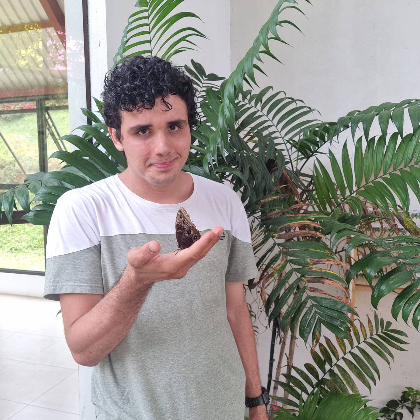 Pablo Quirós es un joven de 21 años, con Trastorno de Espectro Autista. Hace un mes logró conseguir el trabajo de sus sueños.