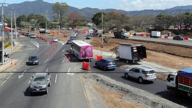 Cierran la salida de la autopista Cartago-San José que comunica con San Pedro