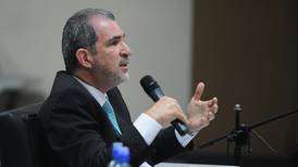 Renuncia miembro de la Junta Directiva de la CCSS por despido de Álvaro Ramos