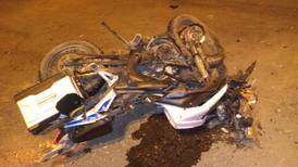 Motociclista de 21 años murió al ser chocado por un chofer que al parecer andaba tomado