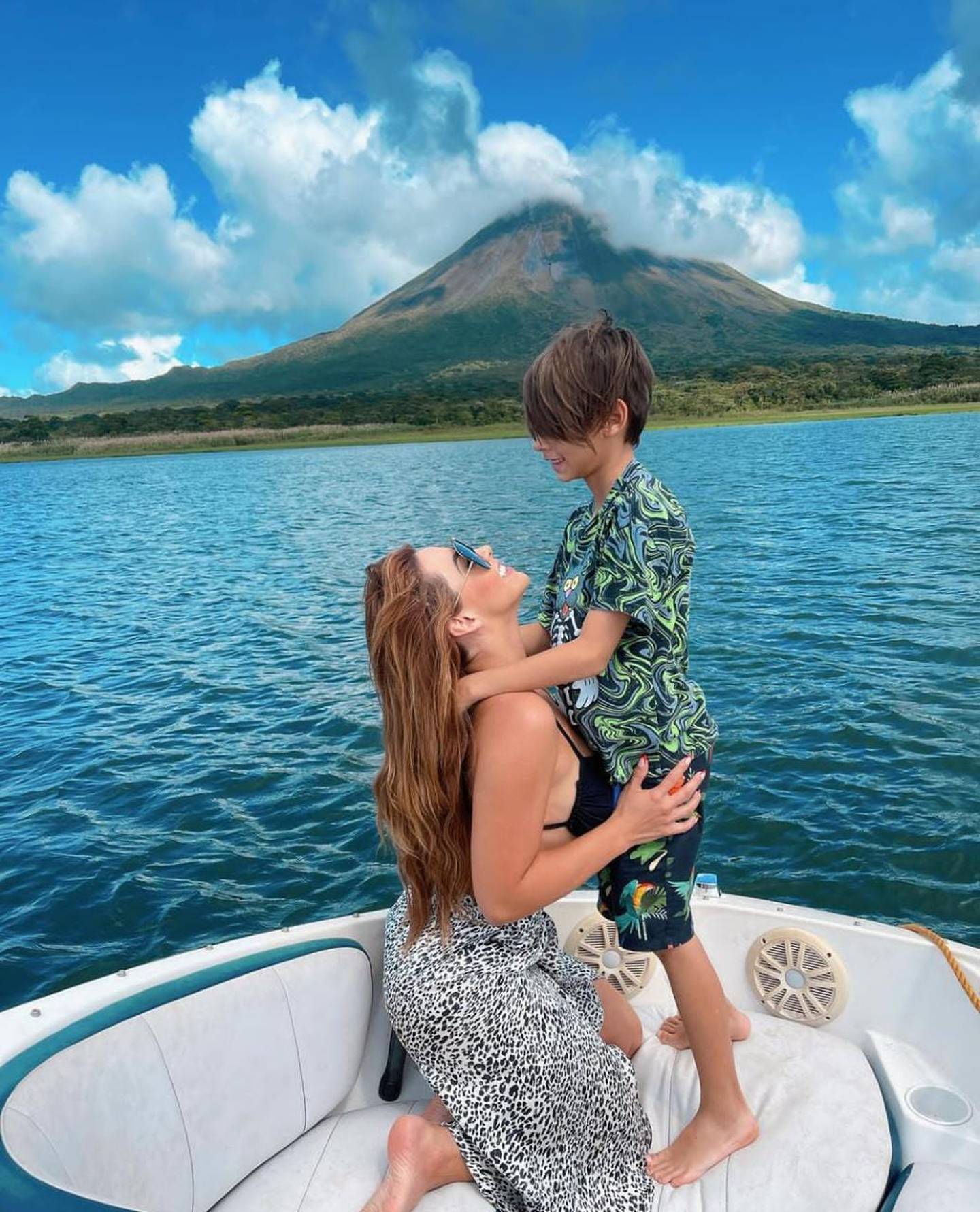 La presentadora Keyla Sánchez se botó con su hijo. Instagram.