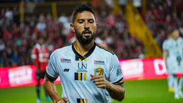 Jugador de la Selección de Costa Rica elogia a Marvin Angulo con una frase de Juan Román Riquelme