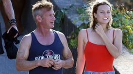 Actor Sean Penn se enfrenta a un nuevo divorcio un año después de su boda secreta