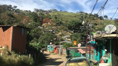 Precaristas de los cerros de Alajuelita serán desalojados este mes 