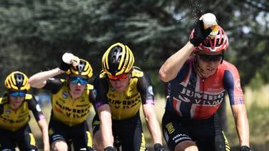 Equipo de Andrey Amador se tomó cien botellas de agua por el calor en el Tour de Francia