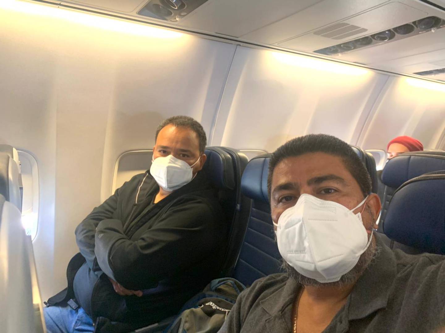 Leonel y Cristian Jiménez Bejarano, son dos hermanos de Alajuela que viajaron a Houston, Texas para vacunarse contra el covid-19.