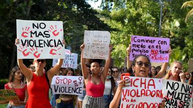 Gobierno les ofrece disculpas a las mujeres costarricenses