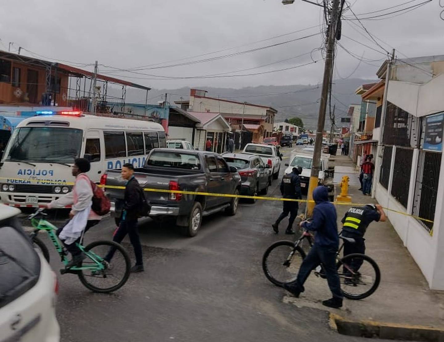 Ataque de sicarios en barrio Nuevo, en Tejar de El Guarco. Foto Keyna Calderón.