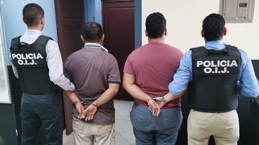 Tío y sobrino fueron detenidos por “pasear” ¢58 millones en Jacó 