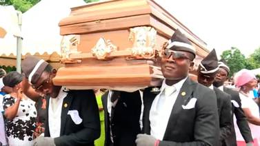 Africanos del meme del ataúd revelan a cuál futbolista desean llevar al cementerio
