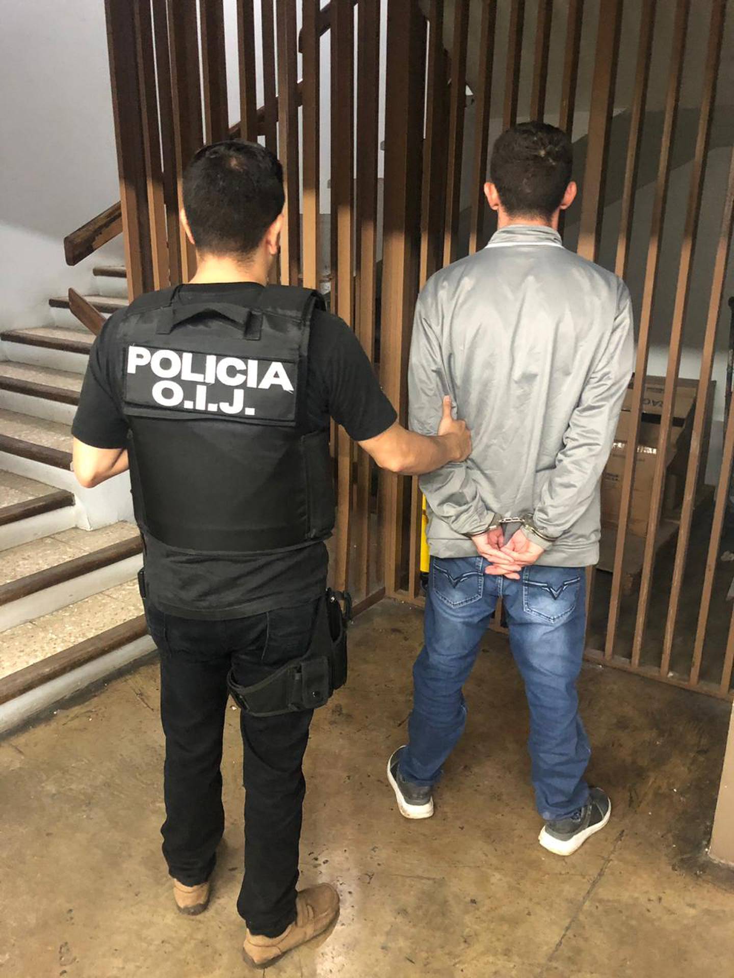 Detienen a tres sujetos vinculados con 12 asaltos cometidos en La Carpio, La Uruca. Foto OIJ.